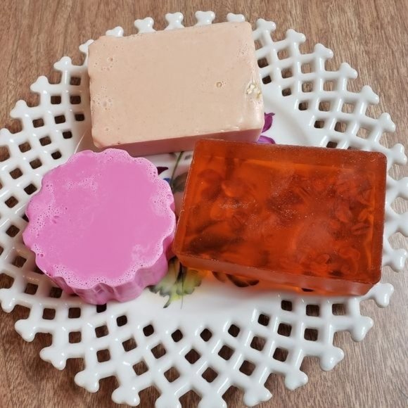 Hand Crafted by Serenity Style Stephenson Melt and Pour Soap Set of 3 Bars - Picture 5 of 15